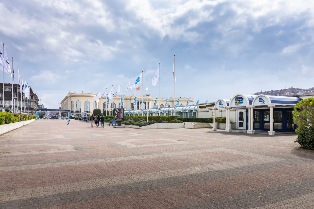 Photo de l'avenue Lucien Barrière