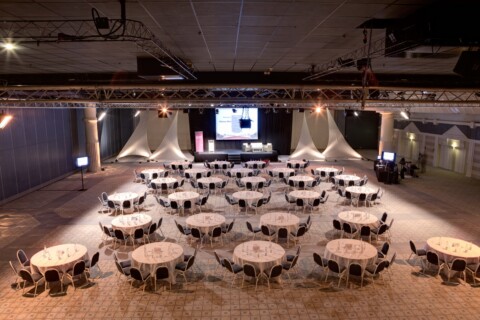 Le hall 1 du C.I.D en plénière