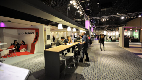 Congrès dans le hall 3 du C.I.D