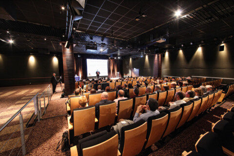 Conférence dans l'auditorium Lexington