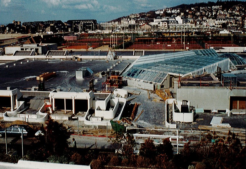 Terrasses du Centre International de Deauville en construction