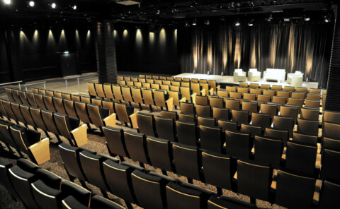 Keys Differences Between a&nbsp;Colloquium and a&nbsp;congress