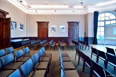 Organizing and managing a&nbsp;scientific symposium