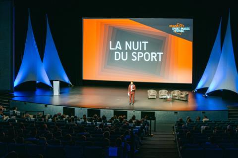 Scène auditorium lors de la soirée d'ouverture du DSIF